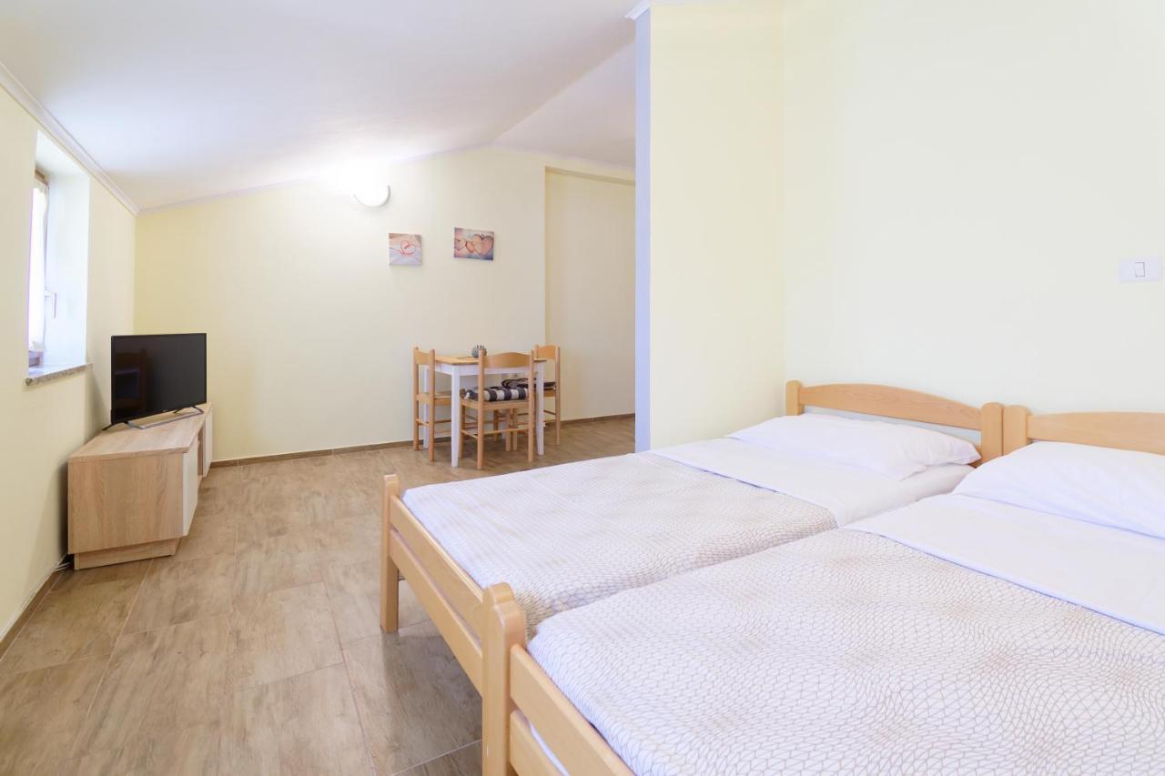 Apartments Belvedere By Rent Istria Plovanija Dış mekan fotoğraf